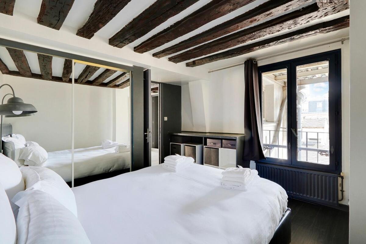 Marais Beaubourg Area Apartment Paris