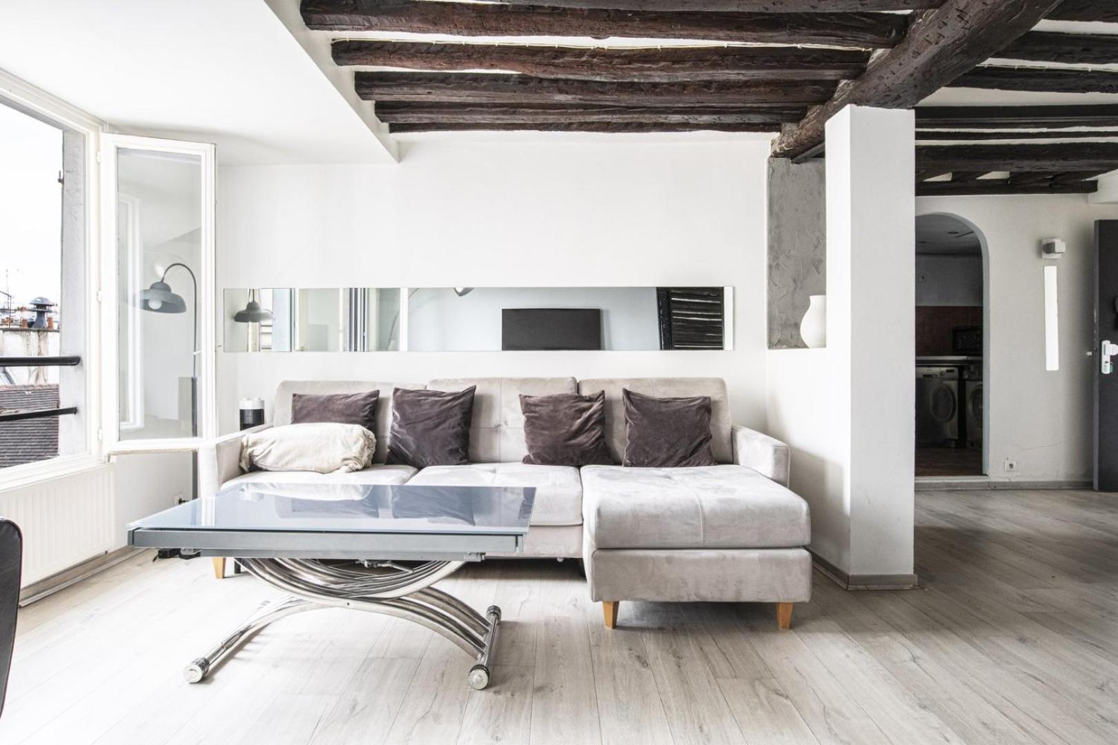 Marais Beaubourg Area Apartment