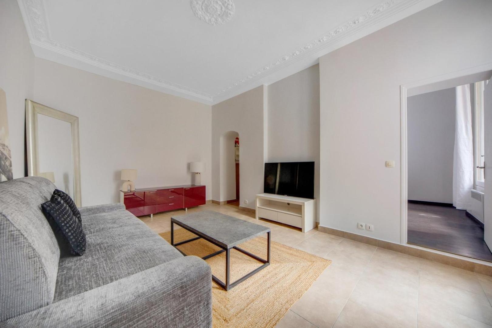Marais Beaubourg Area Apartment Paris