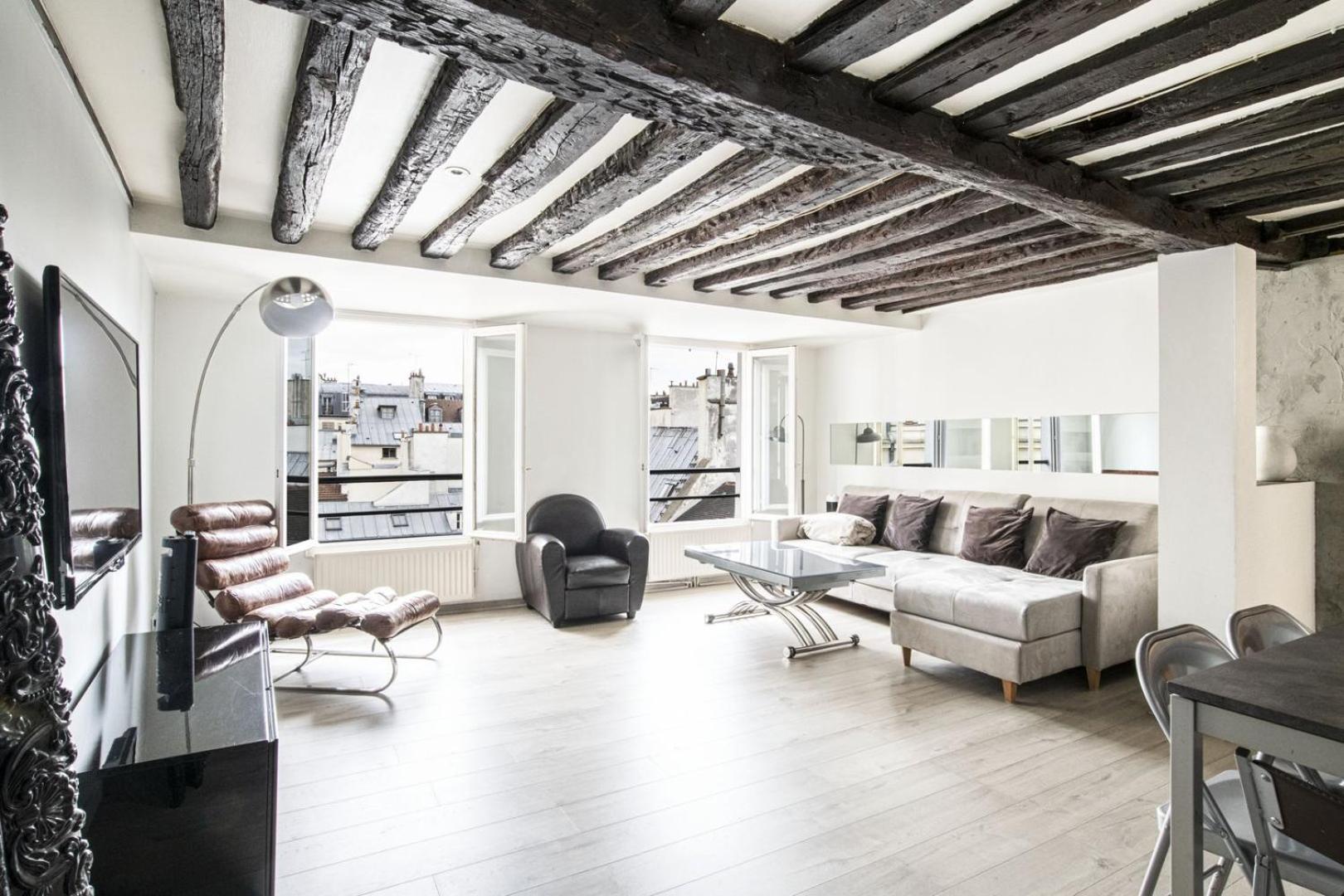 Marais Beaubourg Area Apartment *