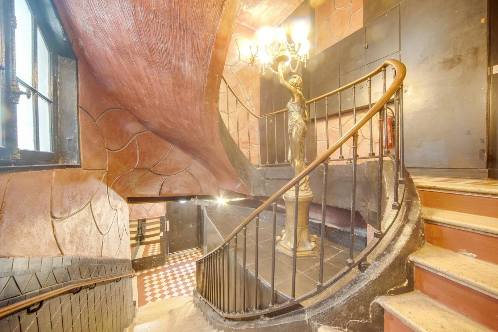Marais Beaubourg Area Apartment Paris